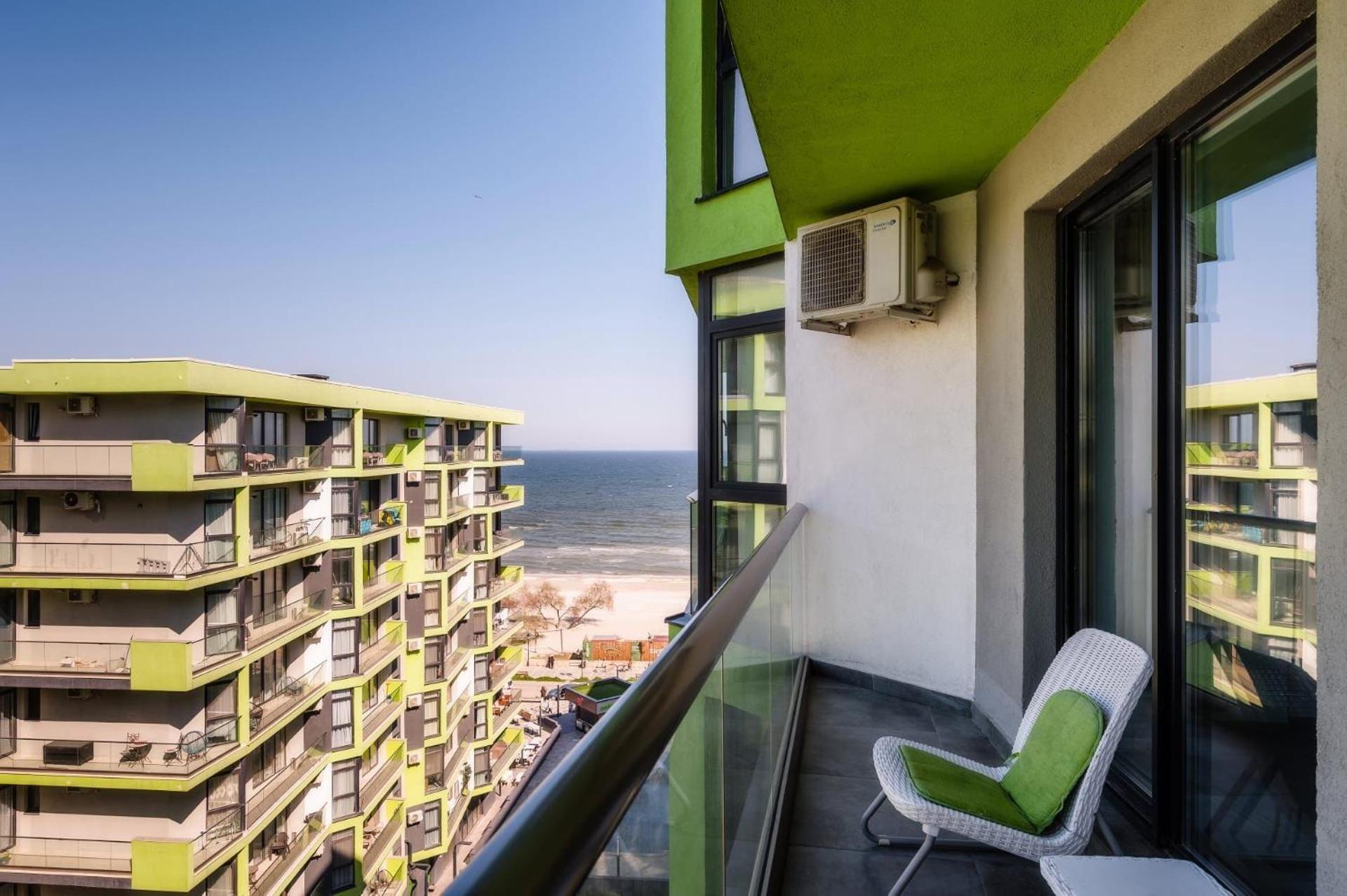 Luxury Suite Alezzi Beach Apartment Piscina Incalzita Sauna Jacuzzi Parking Năvodari Esterno foto