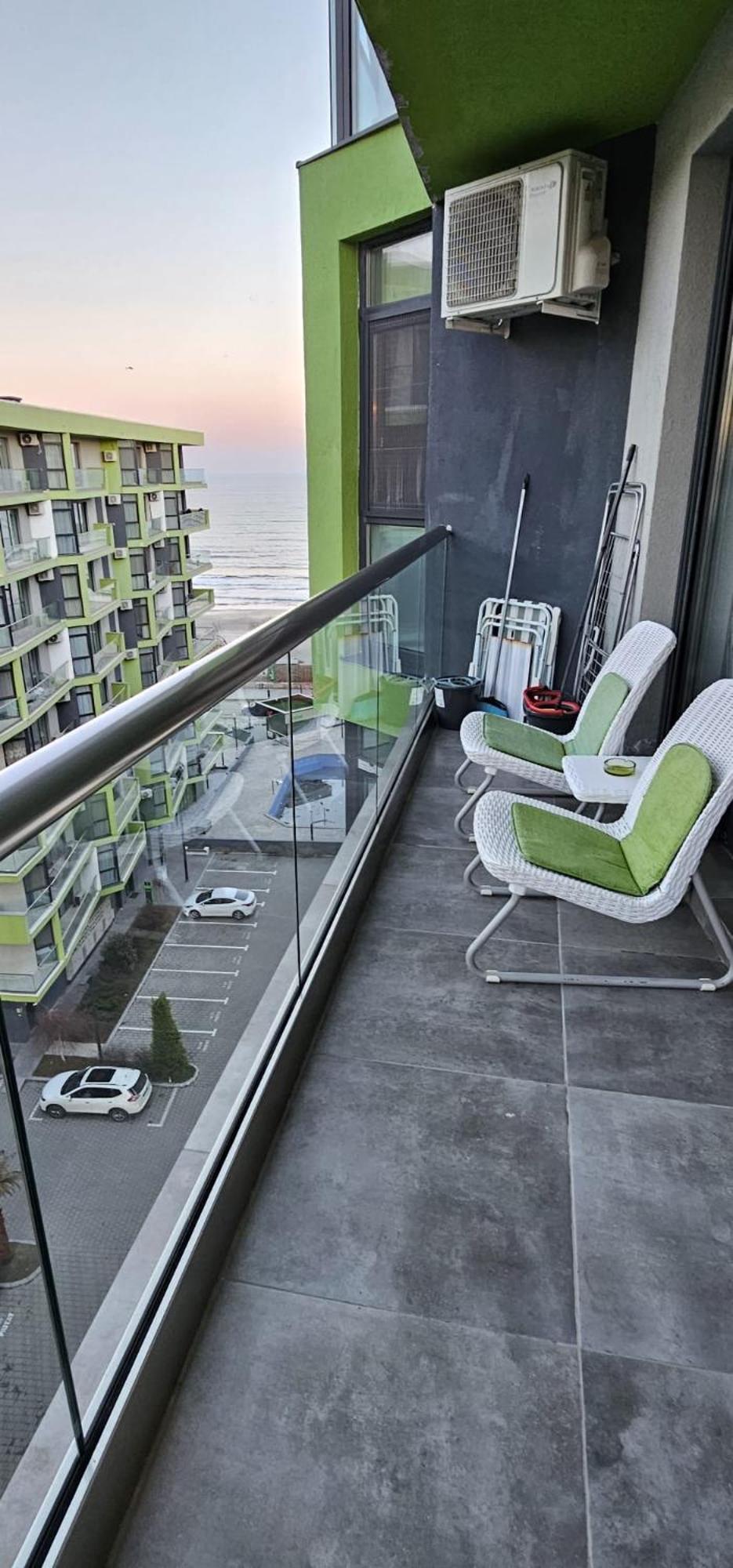 Luxury Suite Alezzi Beach Apartment Piscina Incalzita Sauna Jacuzzi Parking Năvodari Esterno foto