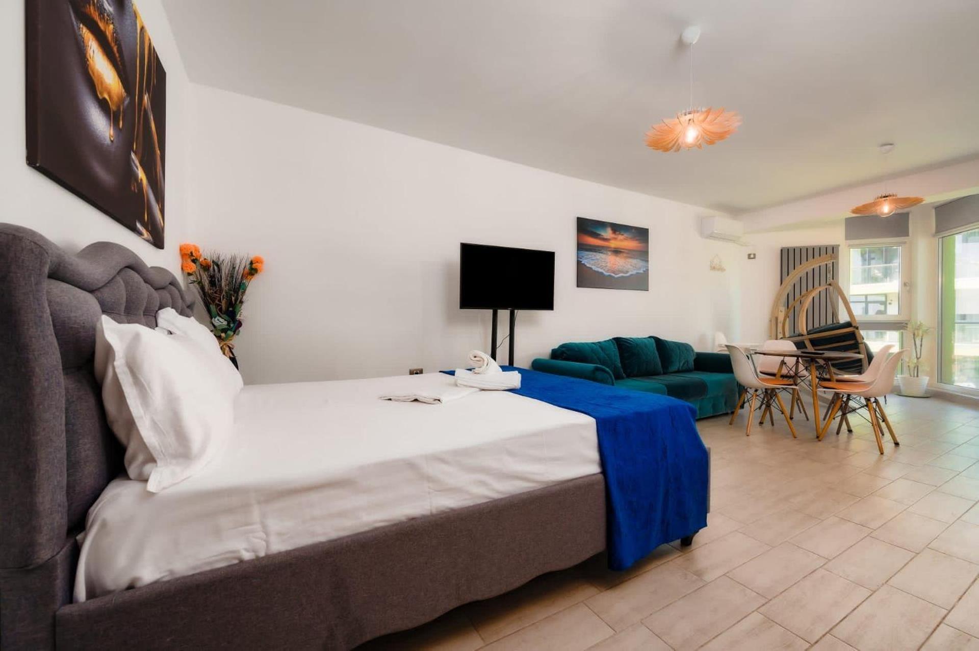 Luxury Suite Alezzi Beach Apartment Piscina Incalzita Sauna Jacuzzi Parking Năvodari Esterno foto